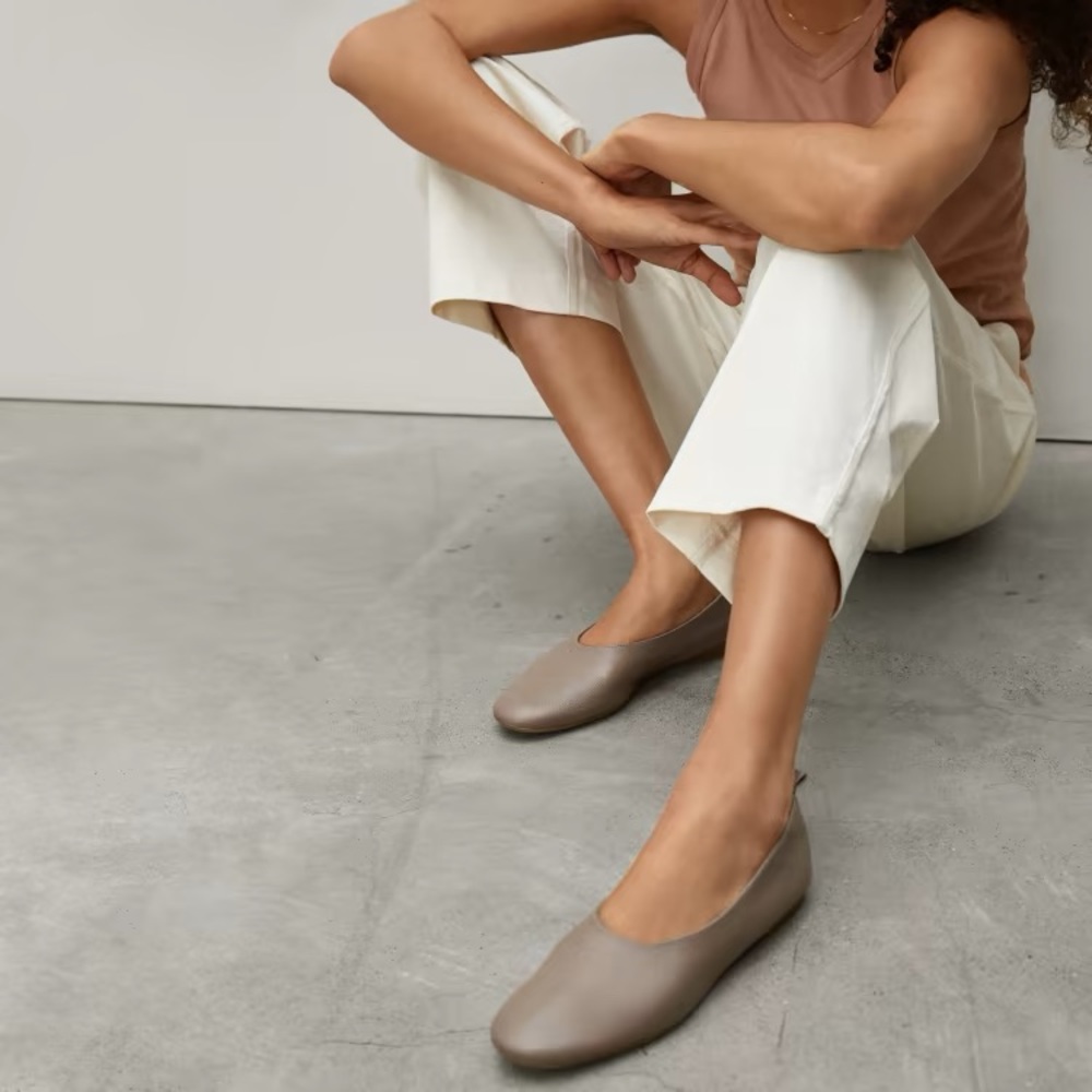 Everlane Pebbled Leather Ballet Flats in Taupe - Picture 2 of 13